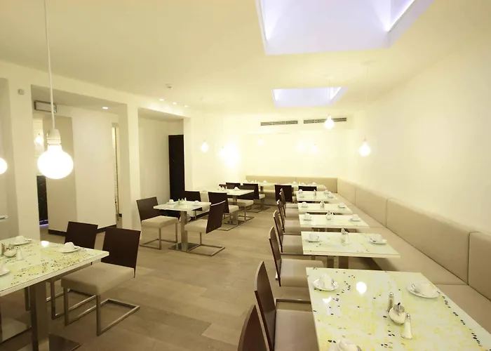 Hotel Pure White Prag